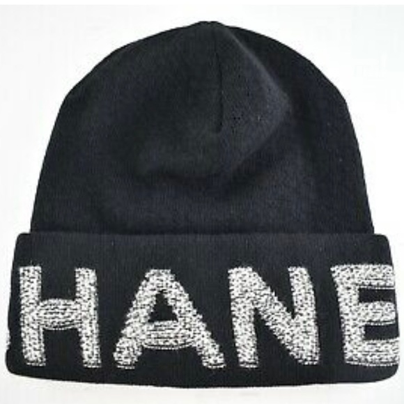 NEW Chanel Letters CC Beanie Logo - Picture 3 of 12